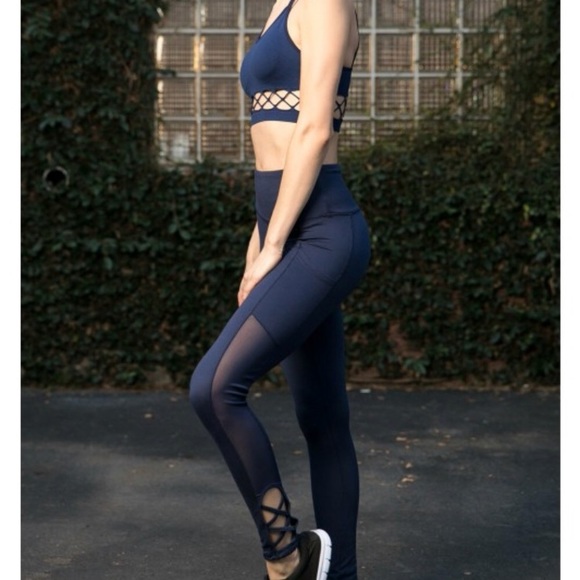 HP! Shosho Medium Navy Workout Active Leggings - Picture 2 of 8